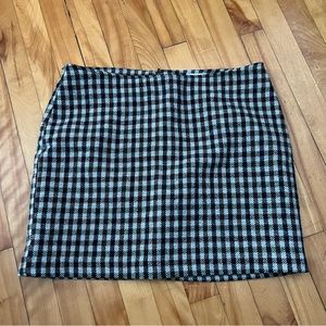 100% WOOL SKIRT